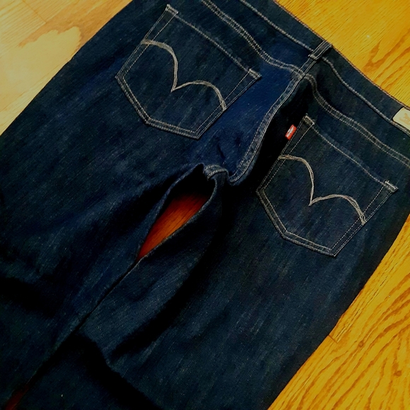 Levi's Mid Rise Skinny Leg Size 16 NWOT - Picture 9 of 13